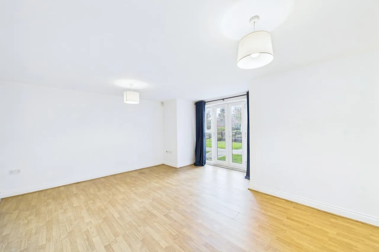 Birch Meadow Close, Warwick, photo 4
