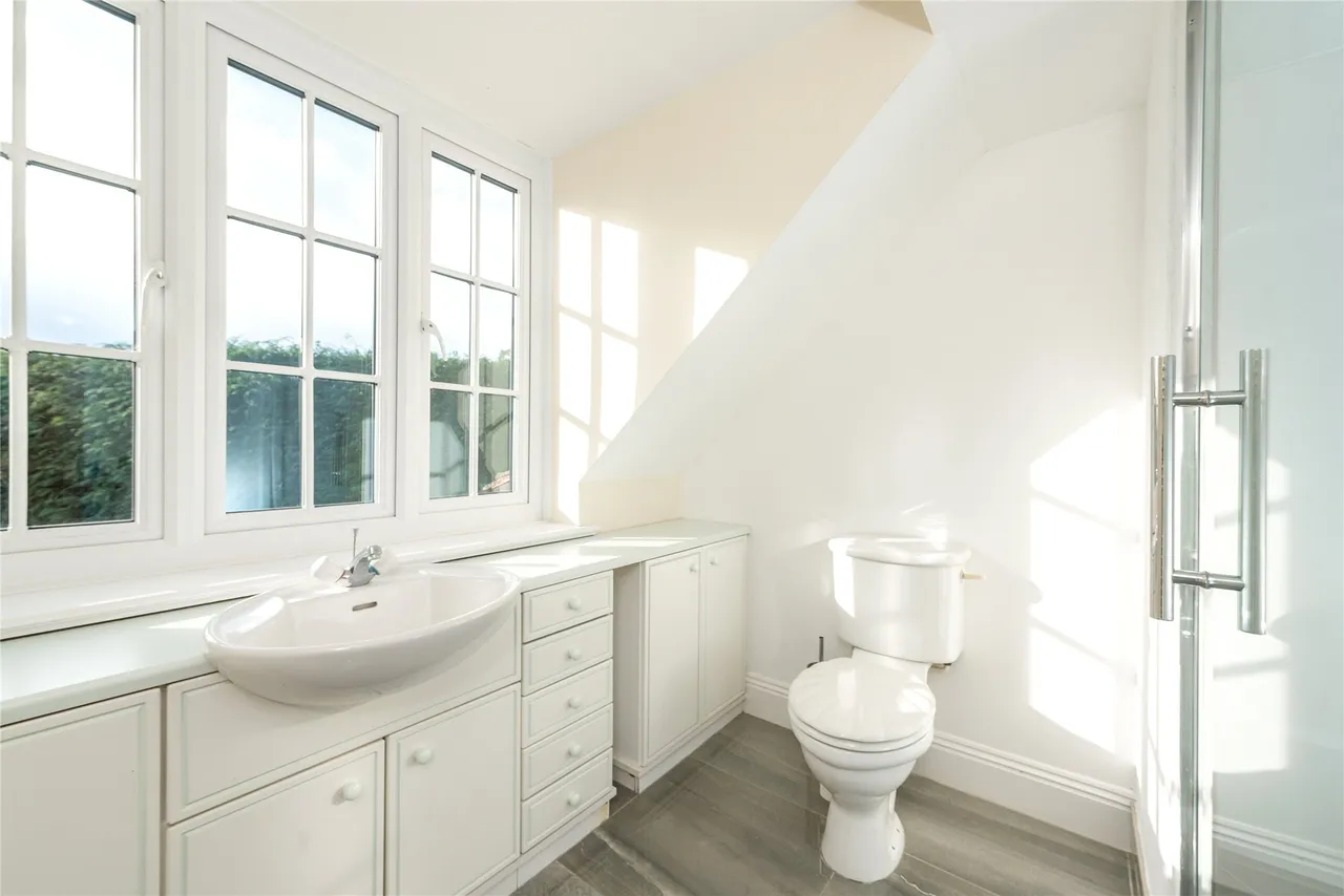 Church Road, Westoning, MK45, photo 26