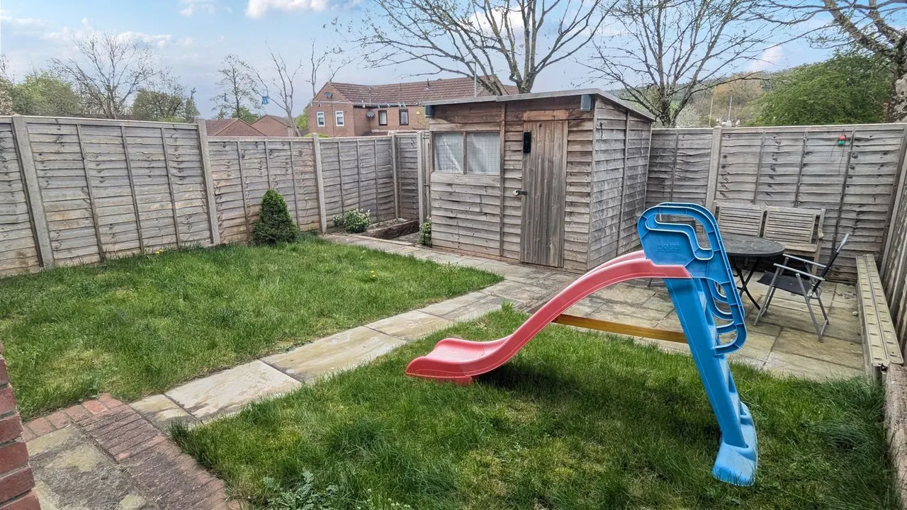Vaughan Court, Wells, BA5, photo 13