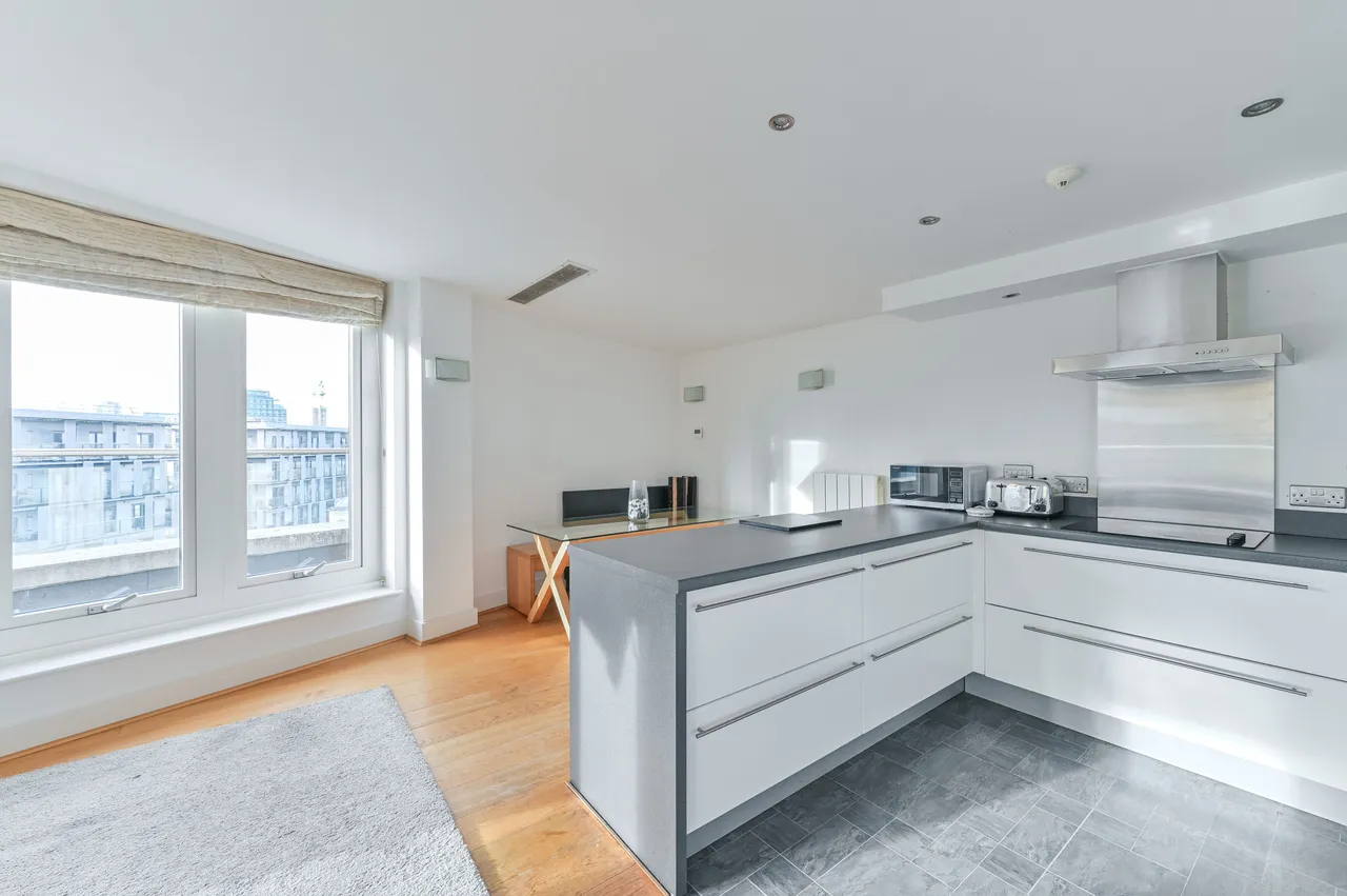 Flat 175, Building 22, Cadogan Road, London, photo 7