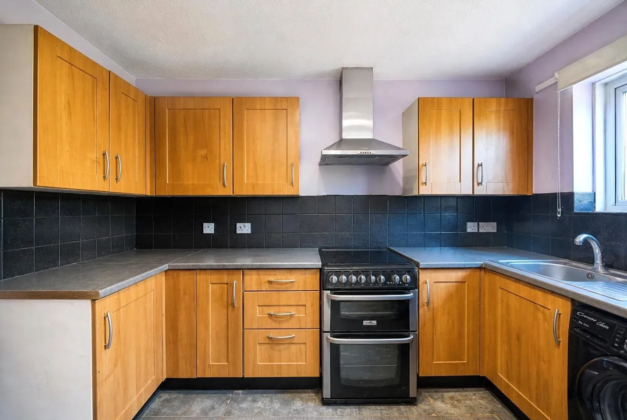 Ashton Road, LONDON, London, E15, photo 3