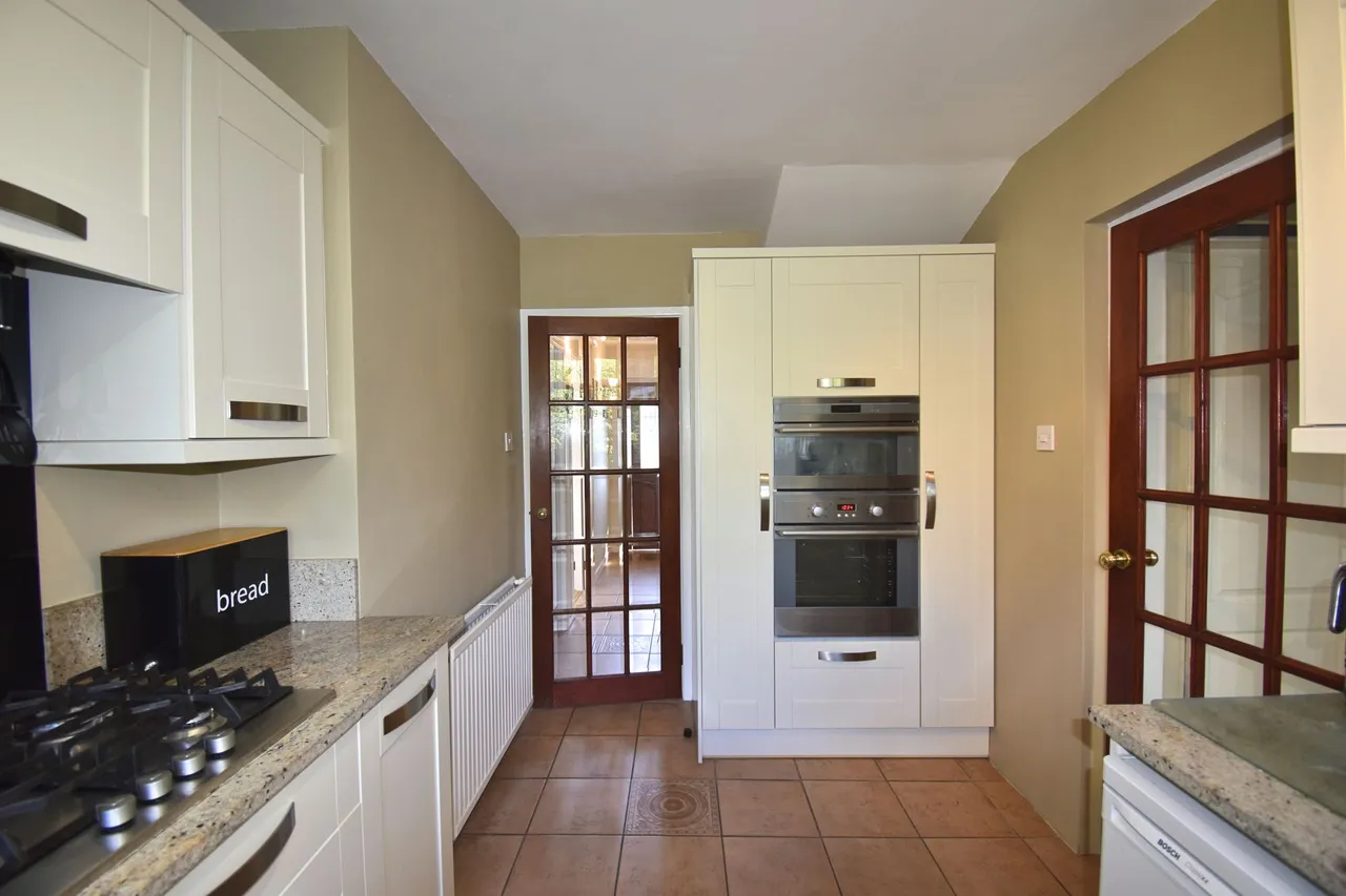 Whaley Bridge, High Peak, photo 6
