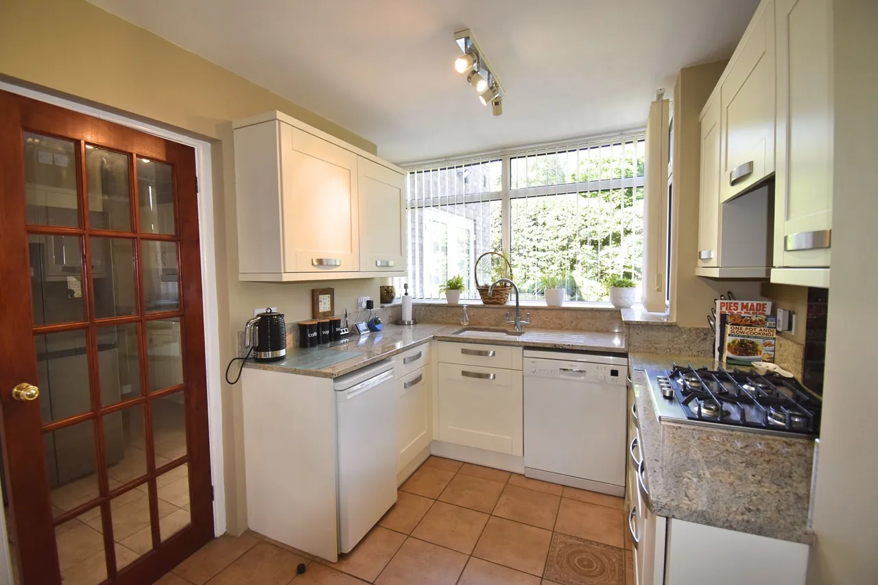 Whaley Bridge, High Peak, photo 5