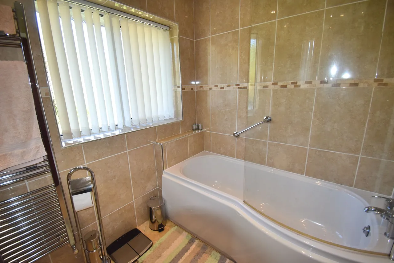 Whaley Bridge, High Peak, photo 16
