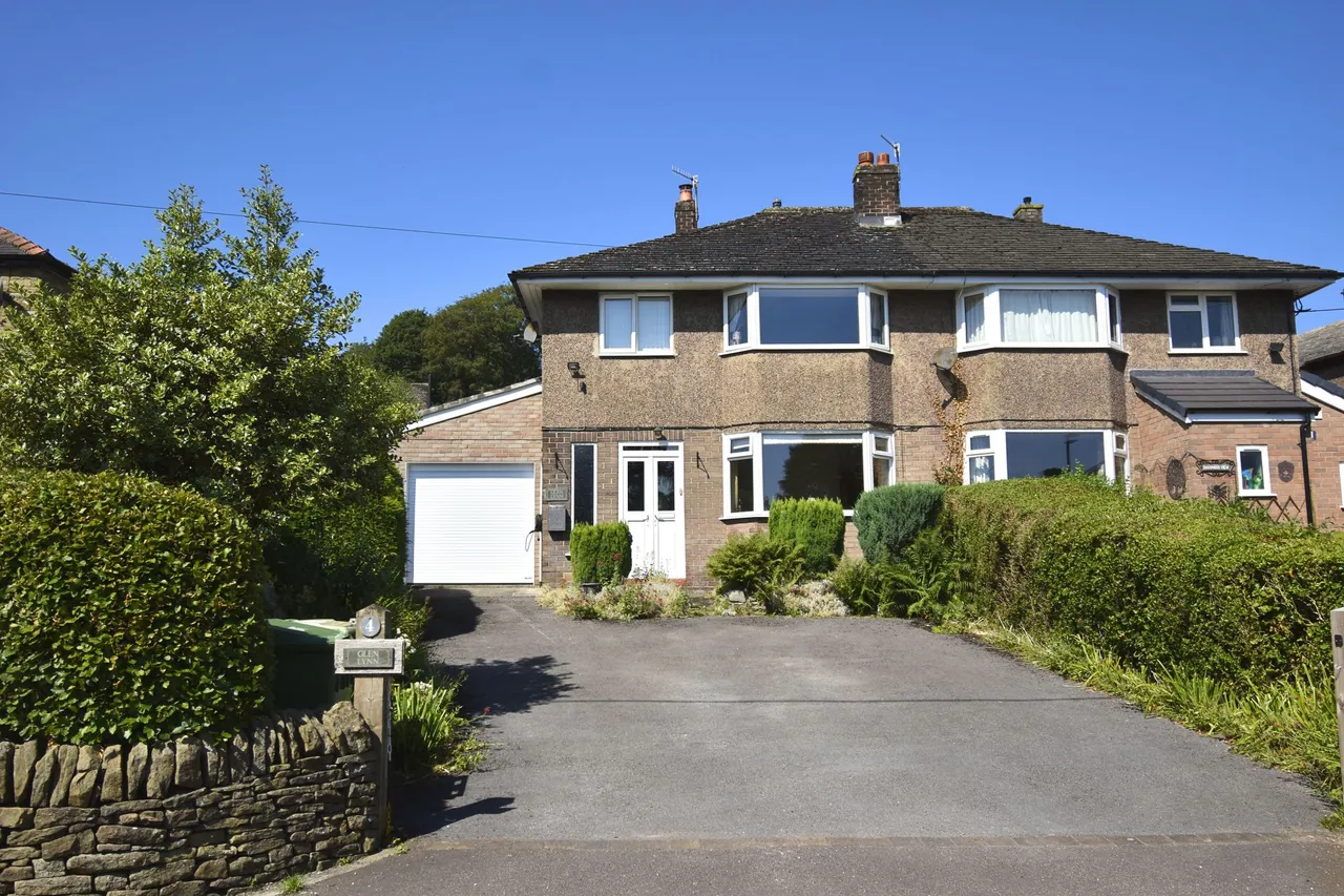 3 bed house for sale, Whaley Bridge, High Peak