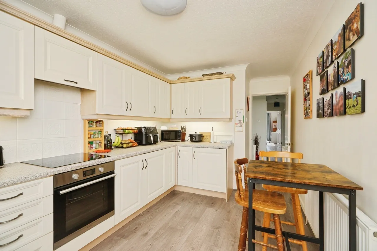 Cysgod Y Bryn, Llanbedrog, LL53, photo 8