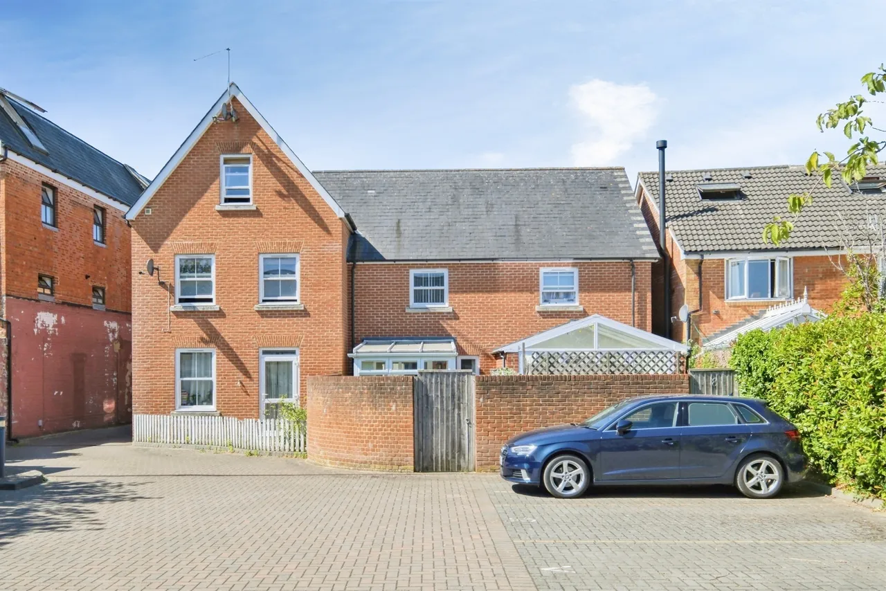 Coldharbour Lane, Salisbury, photo 2