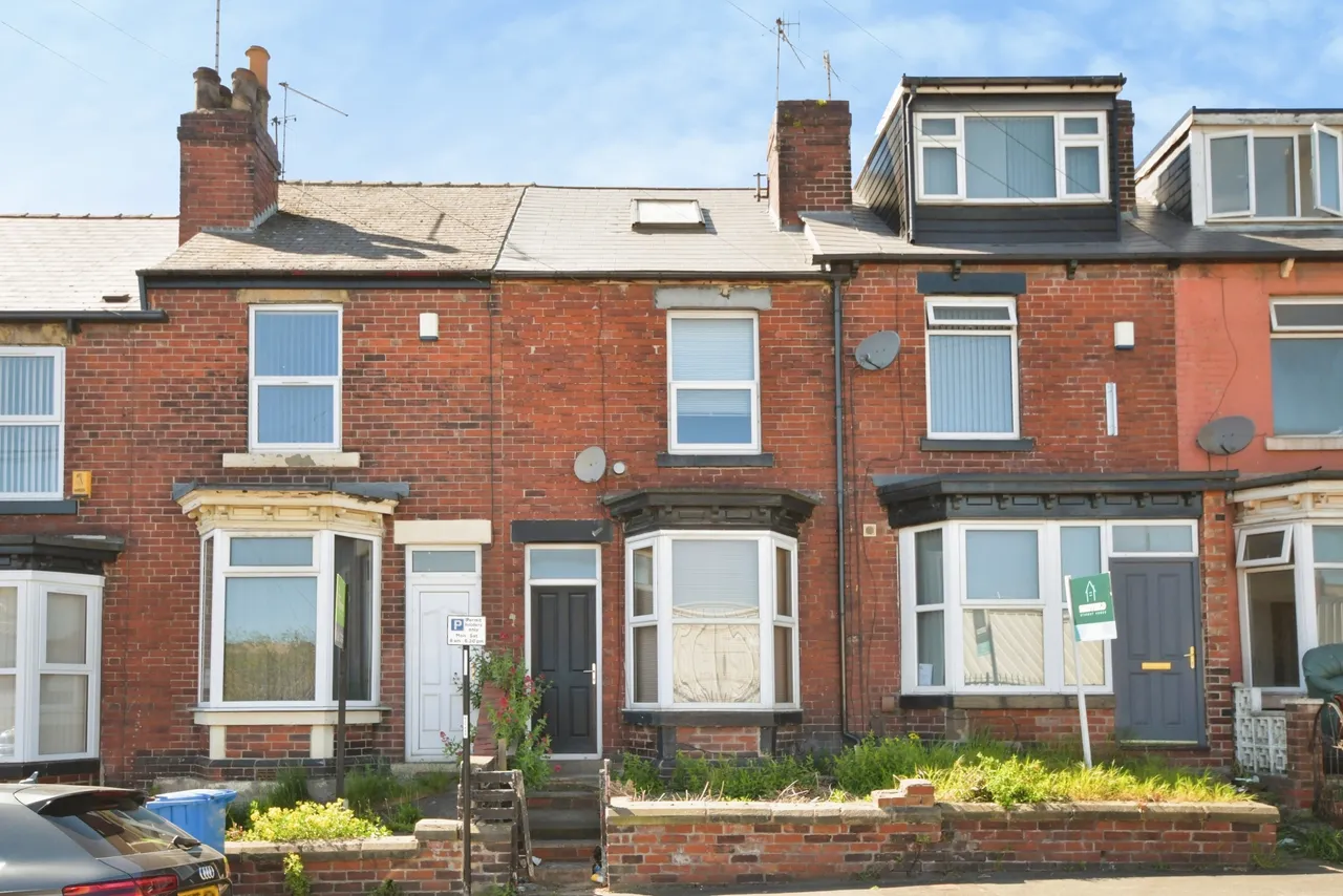 3 bed house for sale — Edmund Road, Sheffield