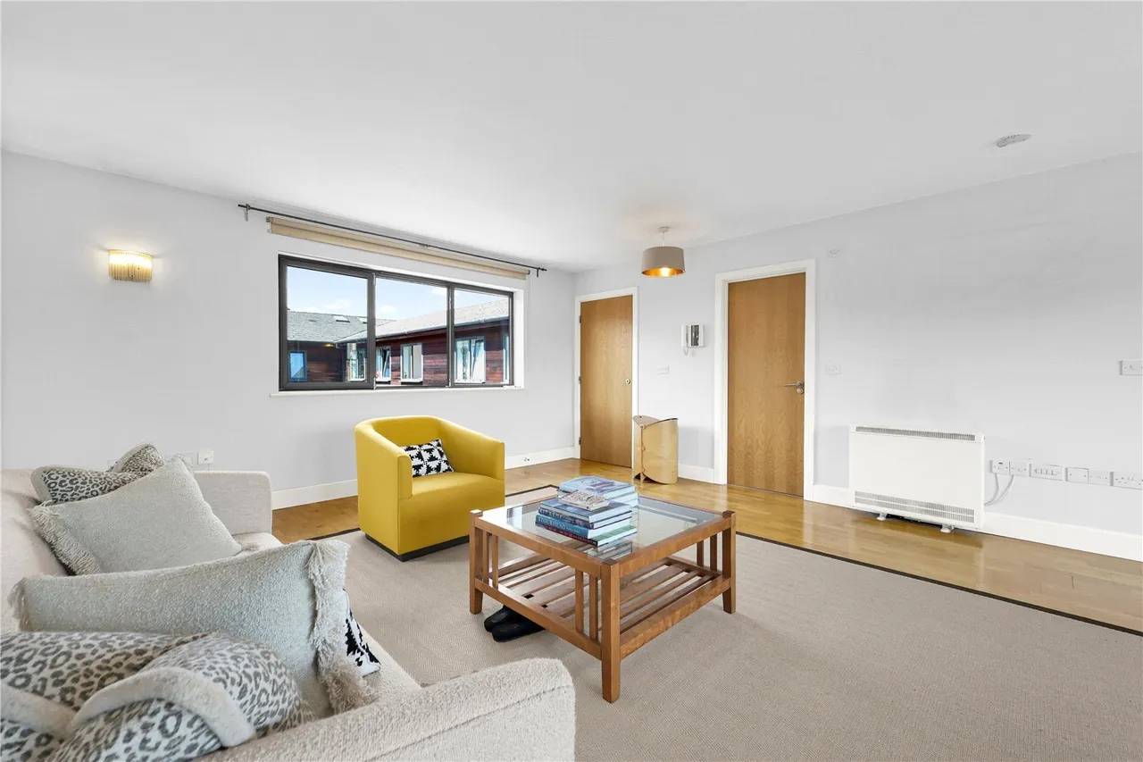Cable Street, London, E1W, photo 5