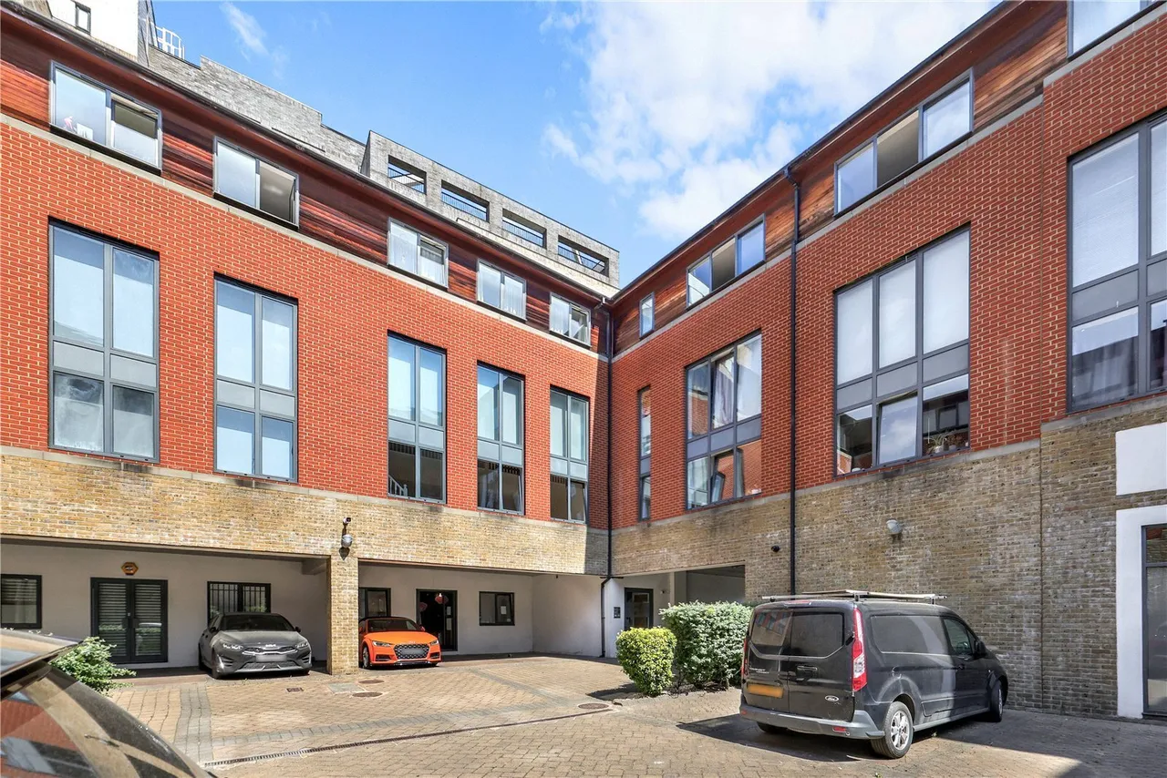Cable Street, London, E1W, photo 19