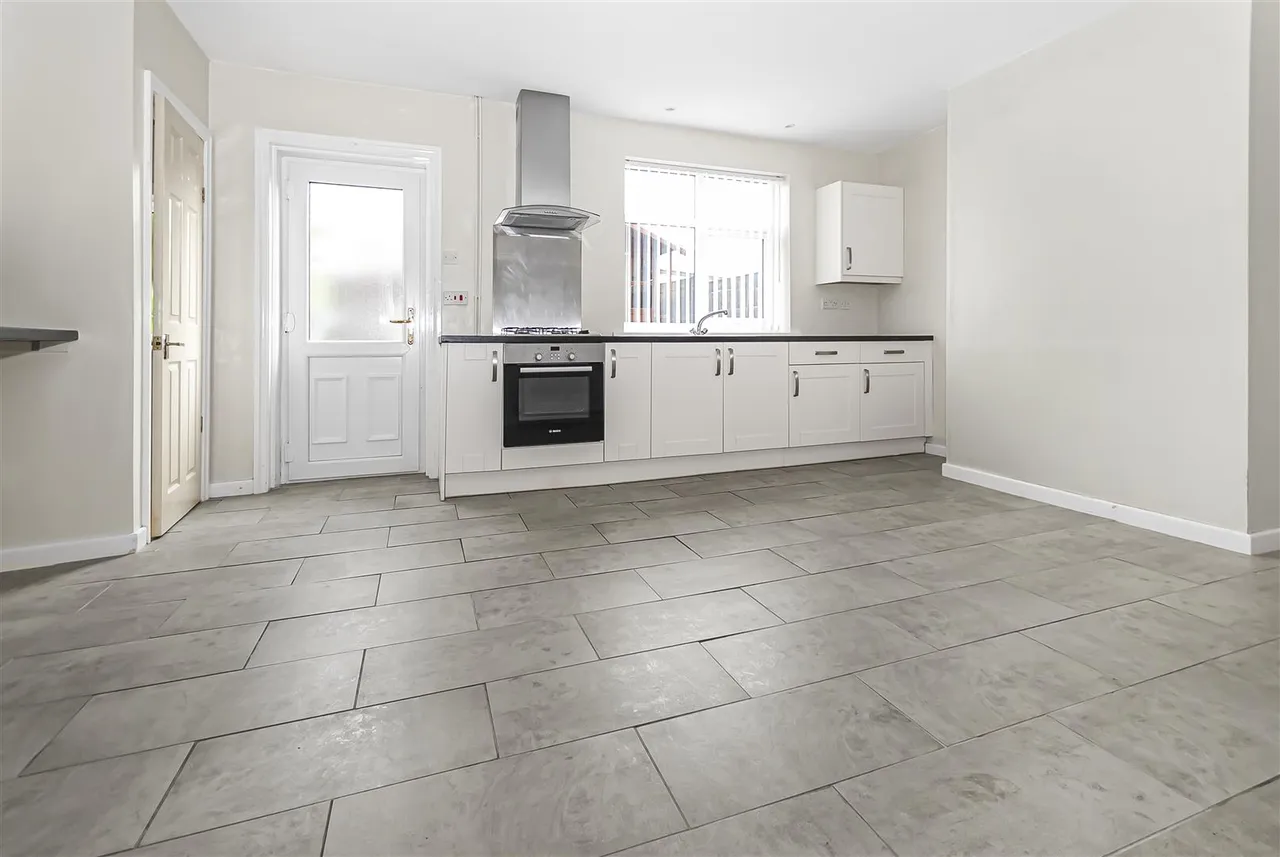 Dundee Lane, Ramsbottom, Bury, BL0 9HL, photo 6