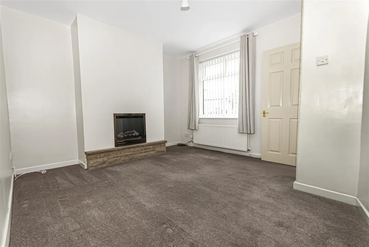 Dundee Lane, Ramsbottom, Bury, BL0 9HL, photo 5