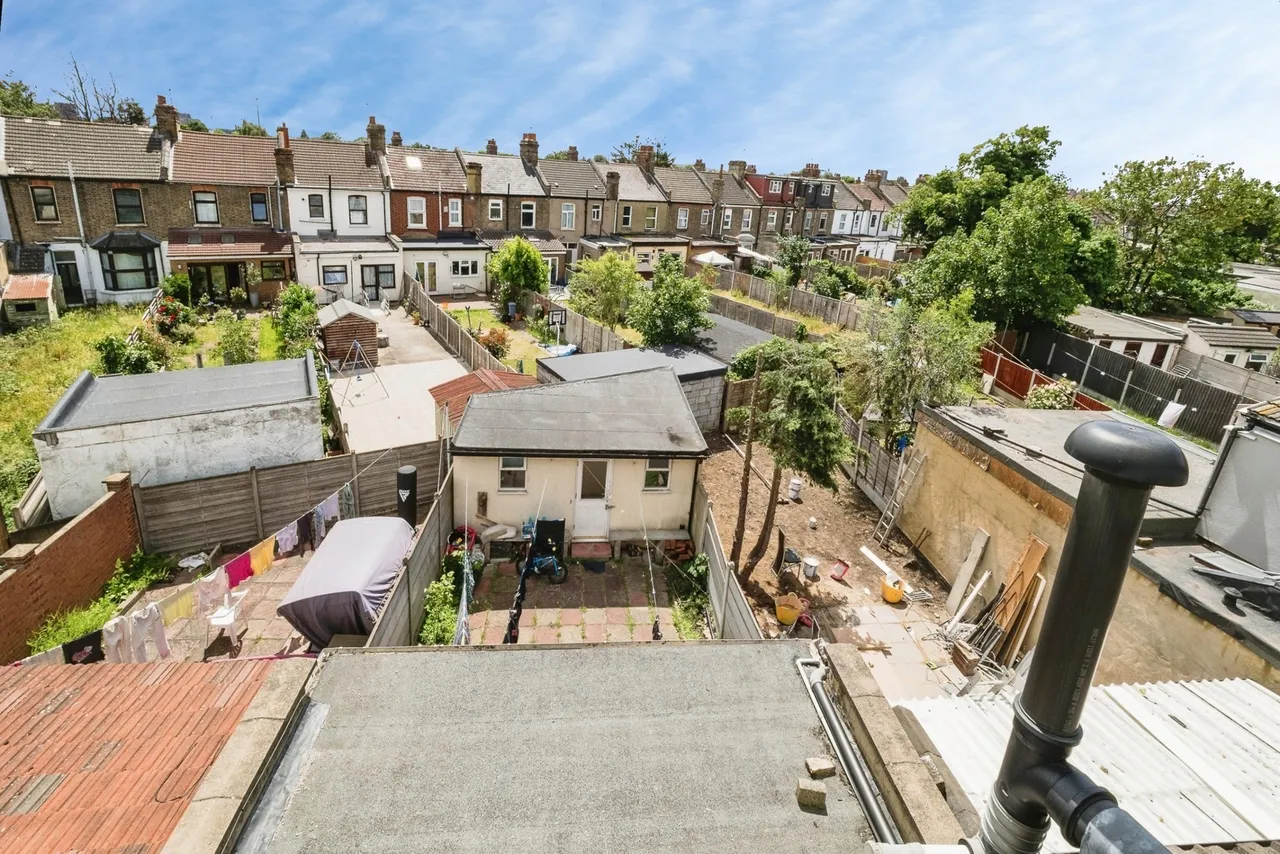 Kensington Avenue, London, E12, photo 18