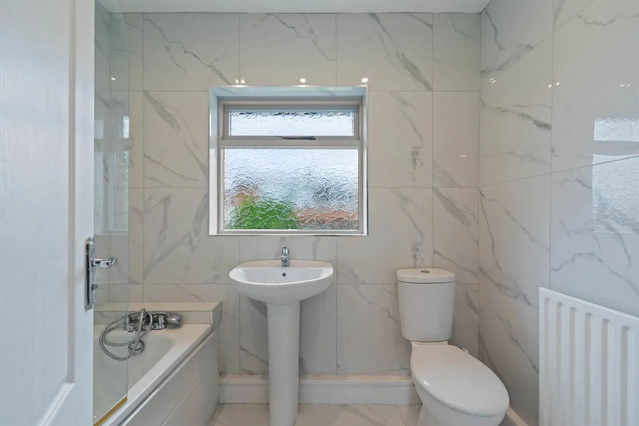Pasadena Gardens, Ballyhackamore, BT5, photo 19
