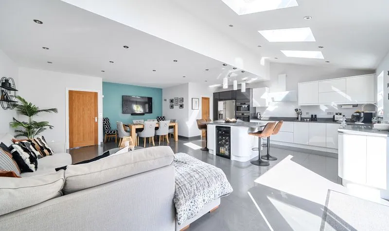 Grosvenor Road, Epsom, KT18, photo 4