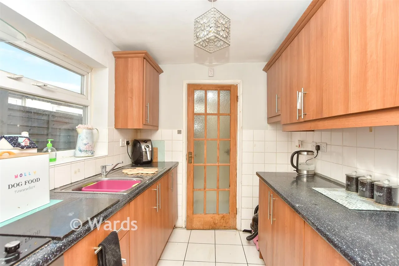 West Street, Gillingham, ME7, photo 6