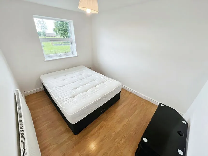 Chester Road, Talke, ST7, photo 6