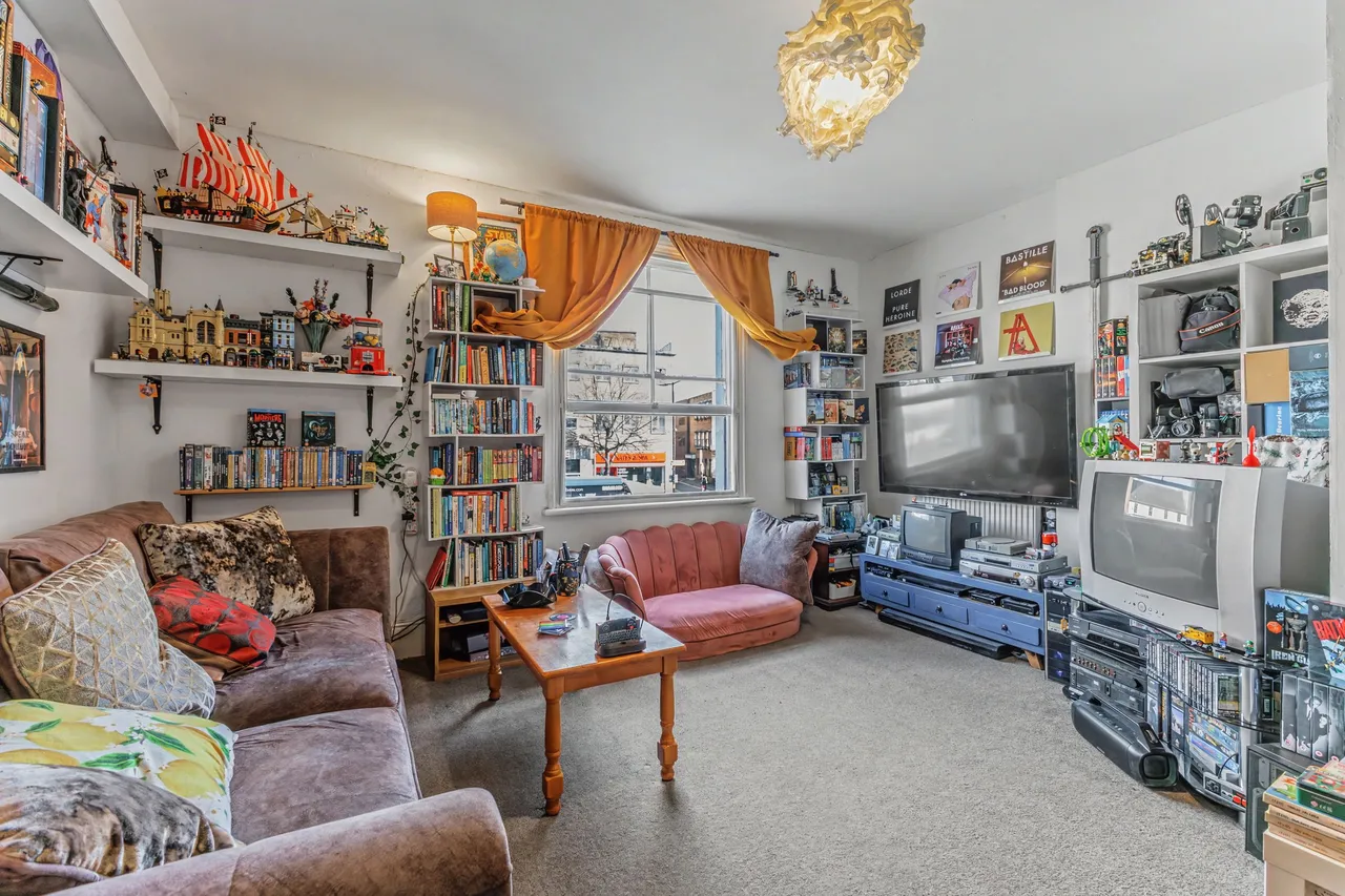 High Street, Evesham, WR11, photo 14