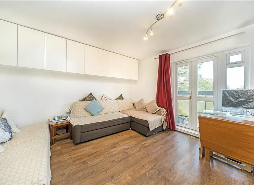 Middle Park Avenue, Eltham, SE9, photo 2