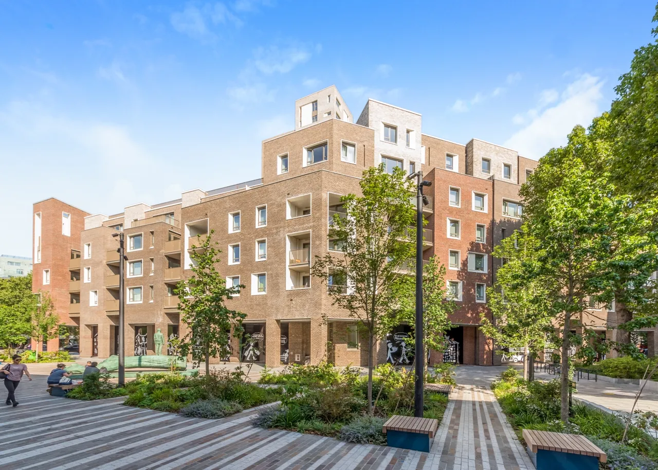 Elephant Park, Walworth Square, Elephant and Castle, London, SE17, photo 11