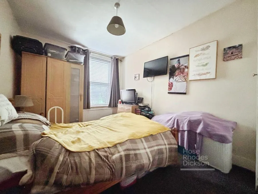 Priory Road, Newport, PO30, photo 6