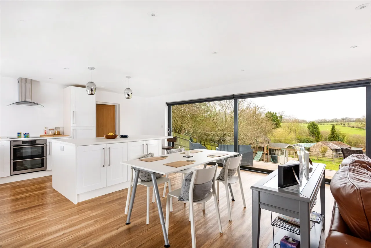 Bridge Road, Stoke Bruerne, NN12, photo 8