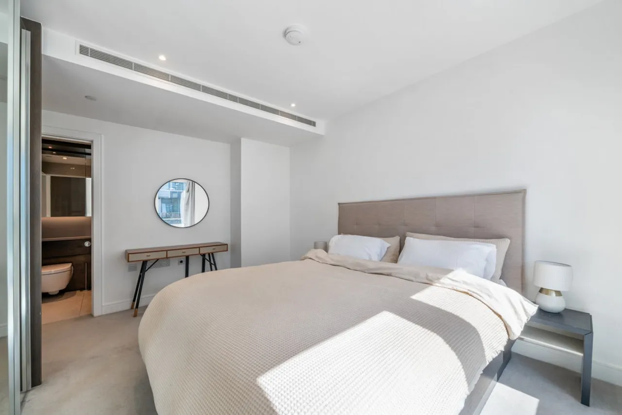 Meridian House, Battersea Reach, photo 8