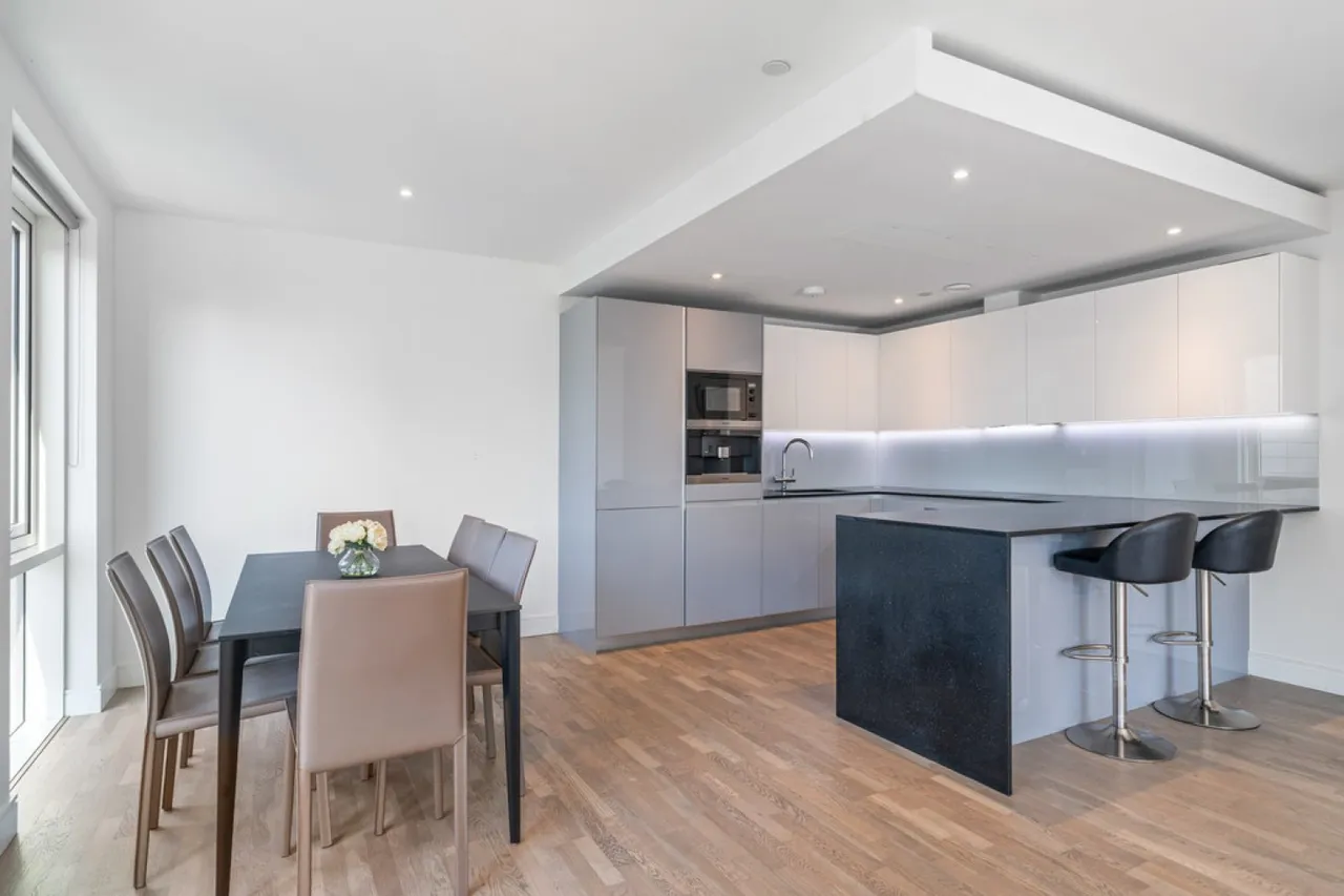 Meridian House, Battersea Reach, photo 4