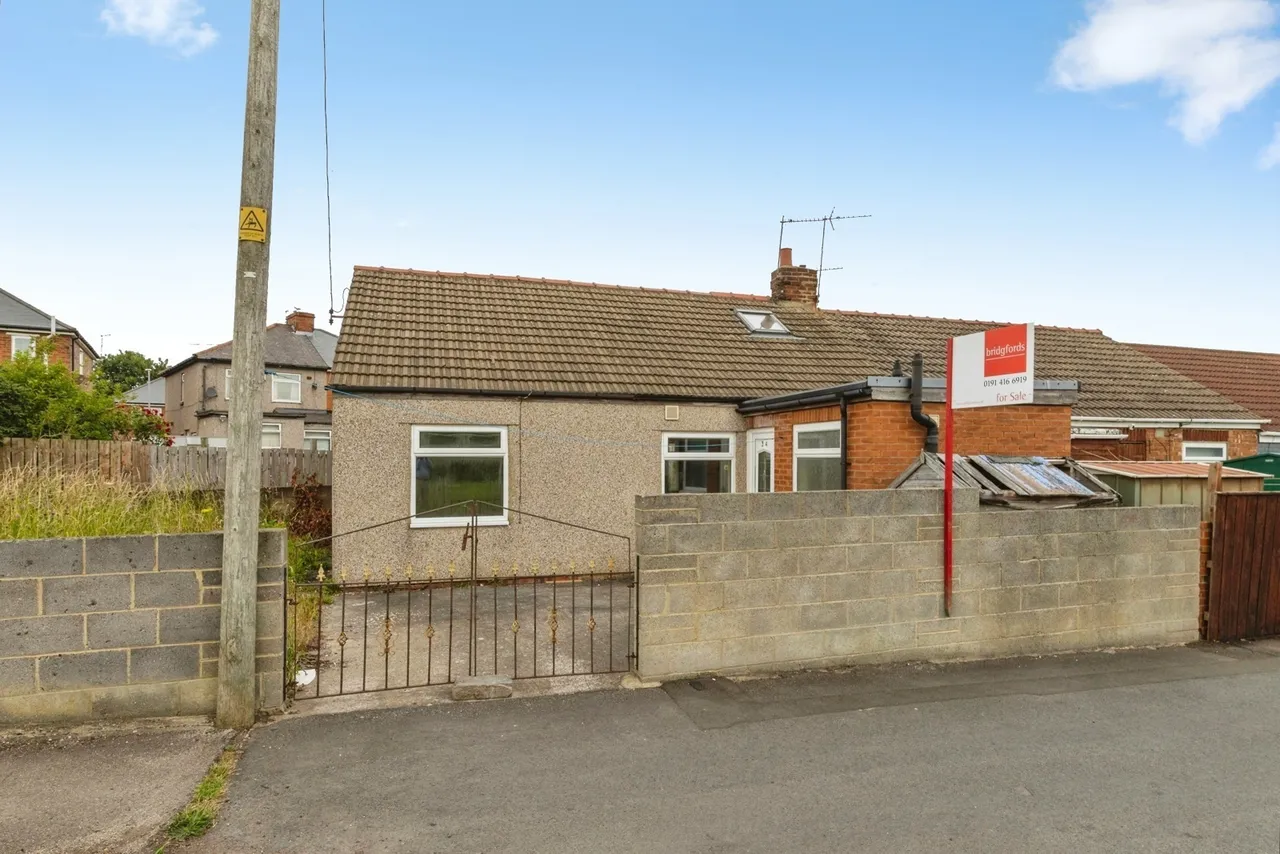 2 bed house for sale — Burnside Avenue, Horden, Peterlee, Durham, SR8