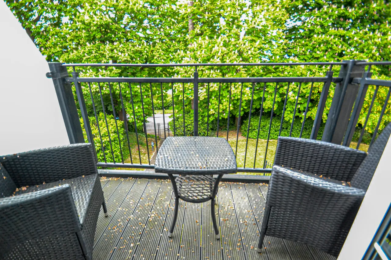 Eaves Court The Retreat, Princes Risborough, HP27, photo 6