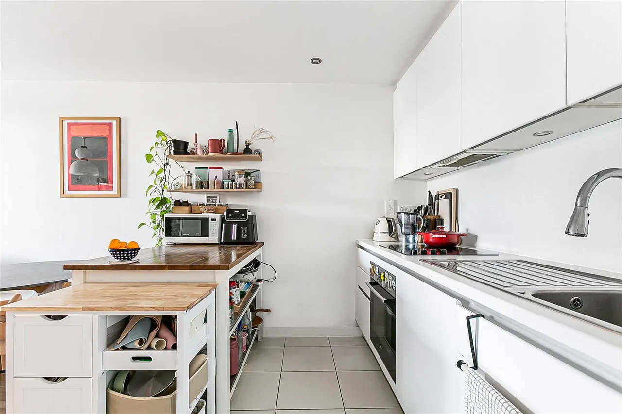 Chadwell Lane, London, N8, photo 8