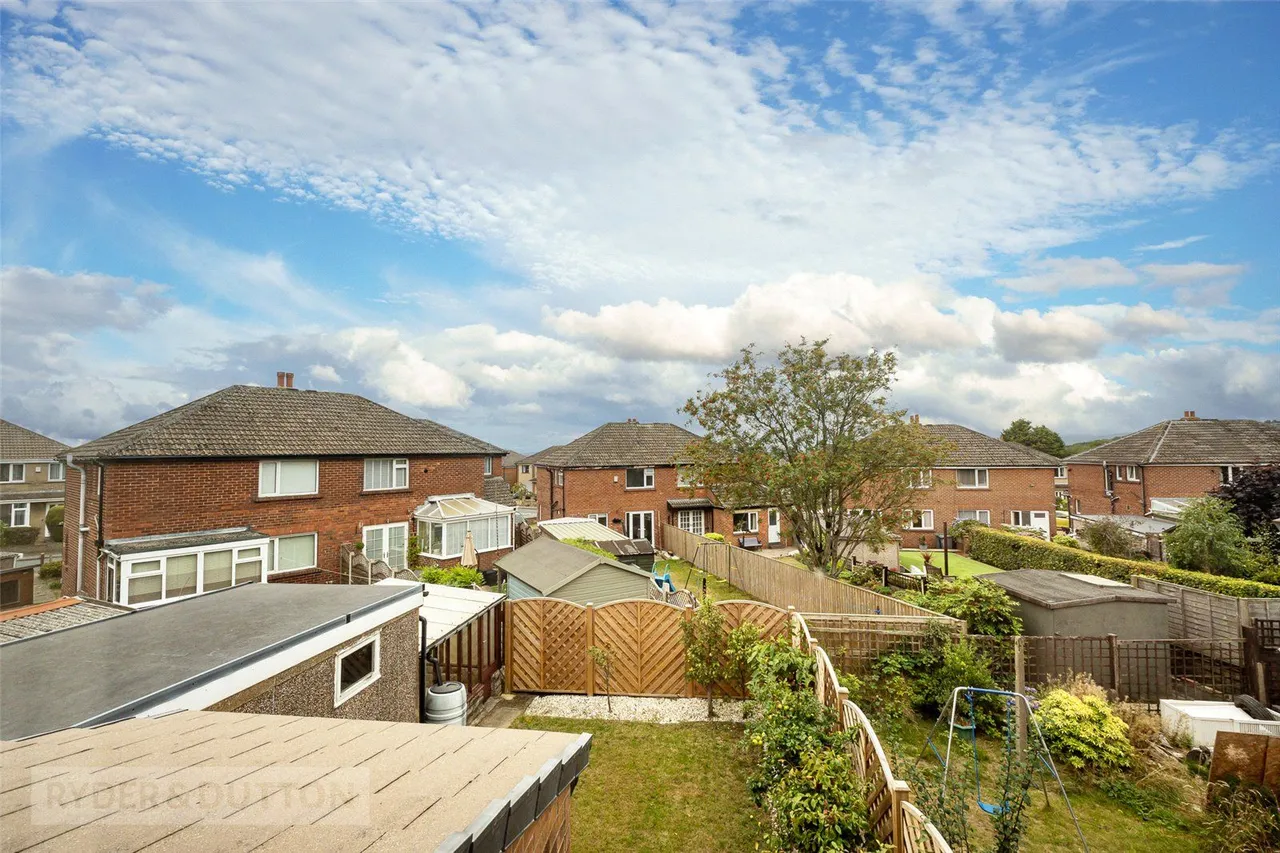 Mount Avenue, Mount, HD3, photo 18