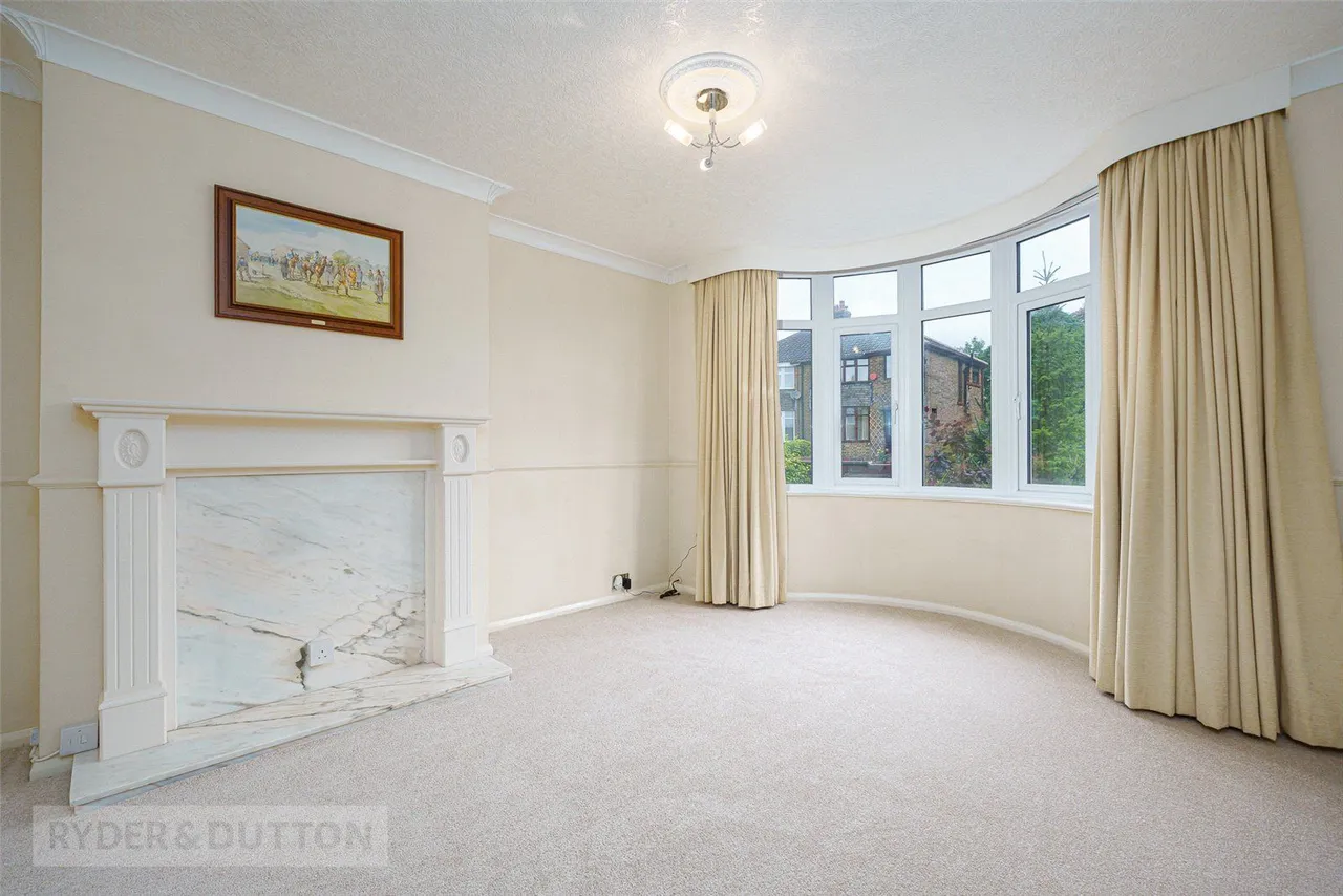 Mount Avenue, Mount, HD3, photo 5