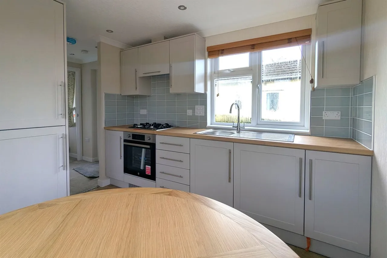 Park Badcocks Lane, Tarporley, photo 6