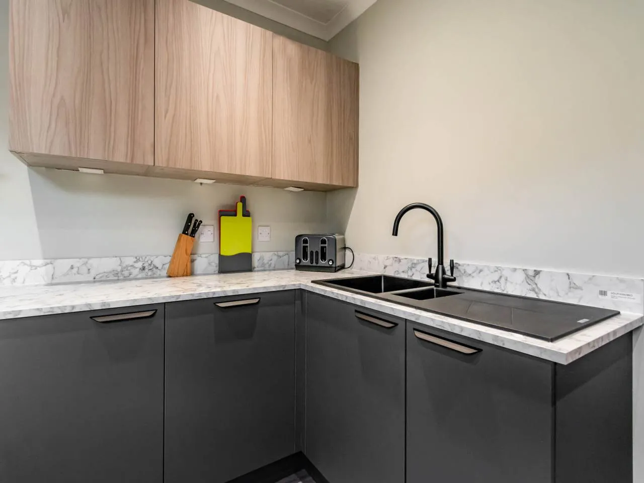 Belford Mews, Dean Village, EH4, photo 9