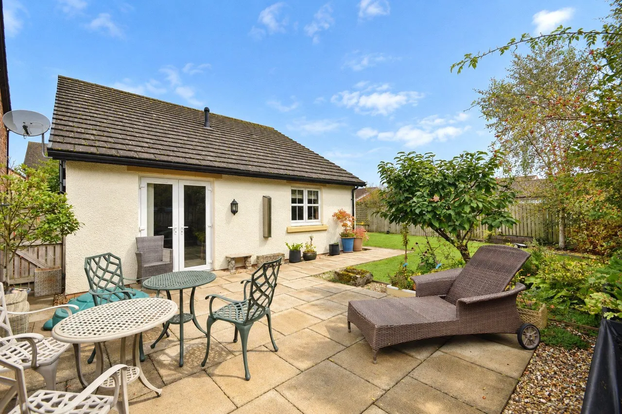 Raglan Close, Clitheroe, BB7, photo 2