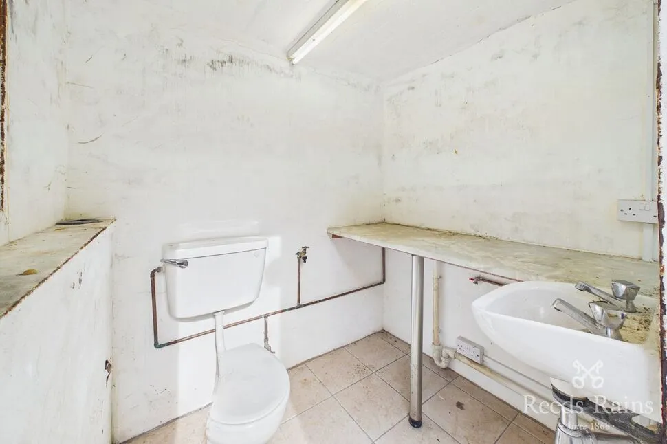 Crossfields, Huddersfield, West Yorkshire, HD5, photo 11