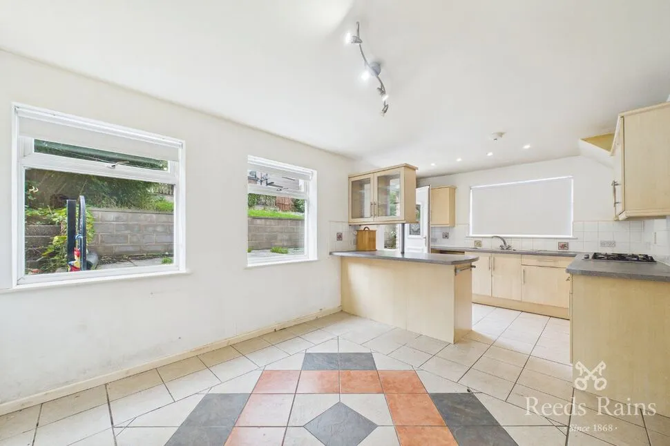 Crossfields, Huddersfield, West Yorkshire, HD5, photo 3