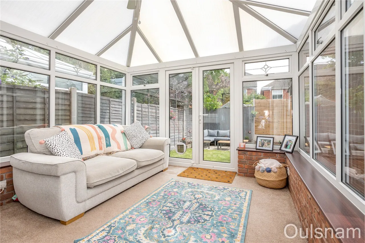 Pavilion Gardens, Bromsgrove, Worcestershire, B61 0UQ, photo 7