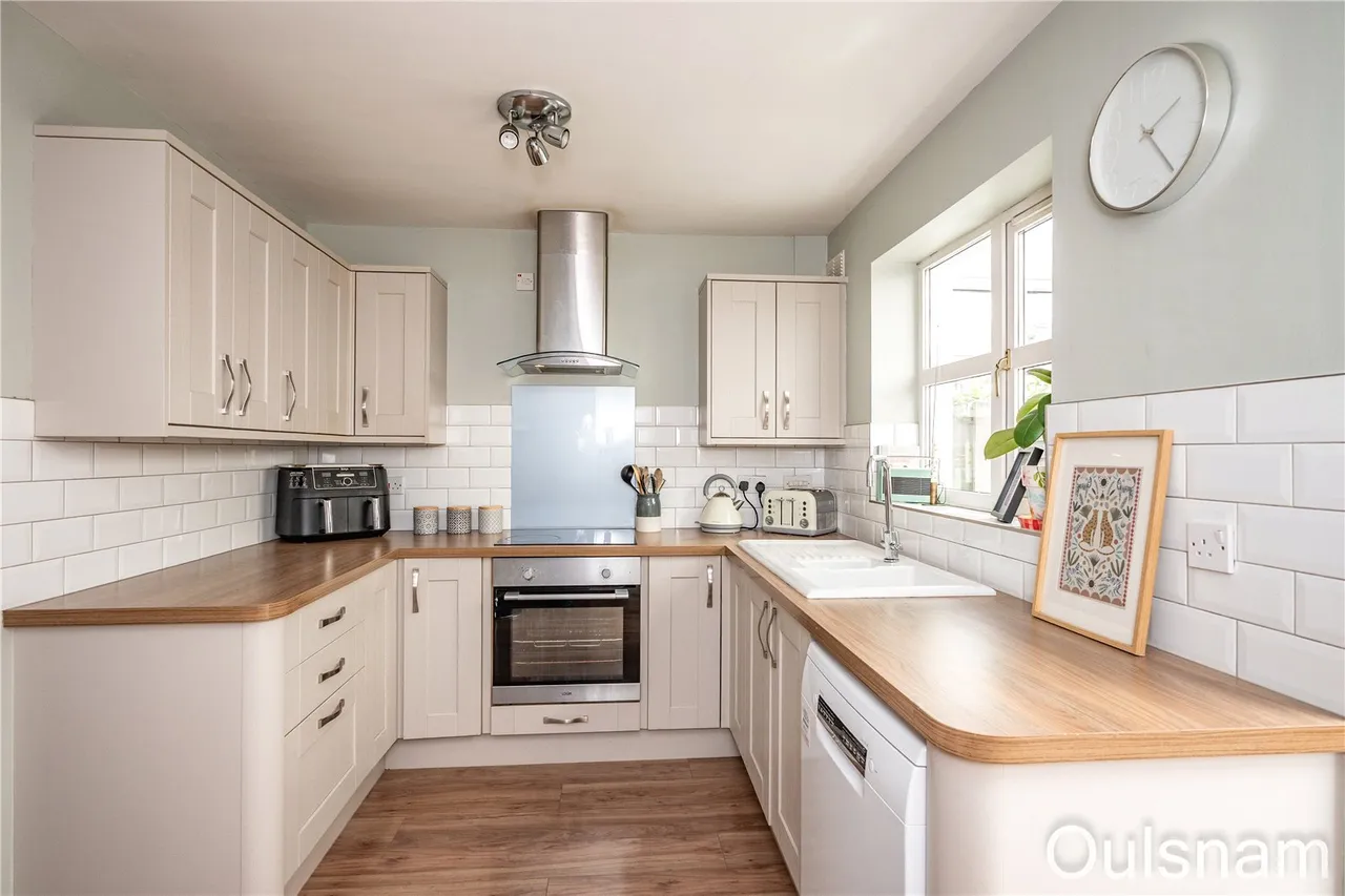 Pavilion Gardens, Bromsgrove, Worcestershire, B61 0UQ, photo 6