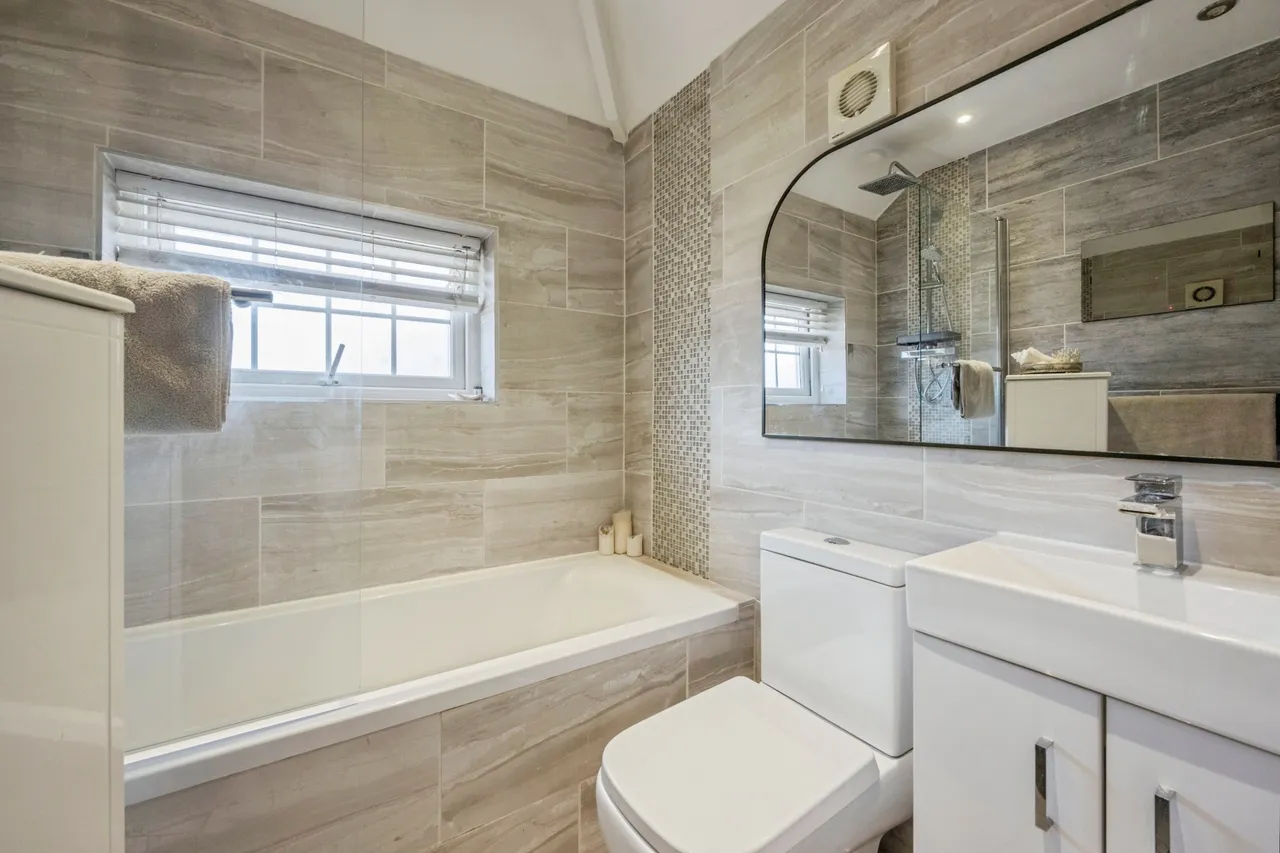 Fairfield Road, Doncaster, photo 9