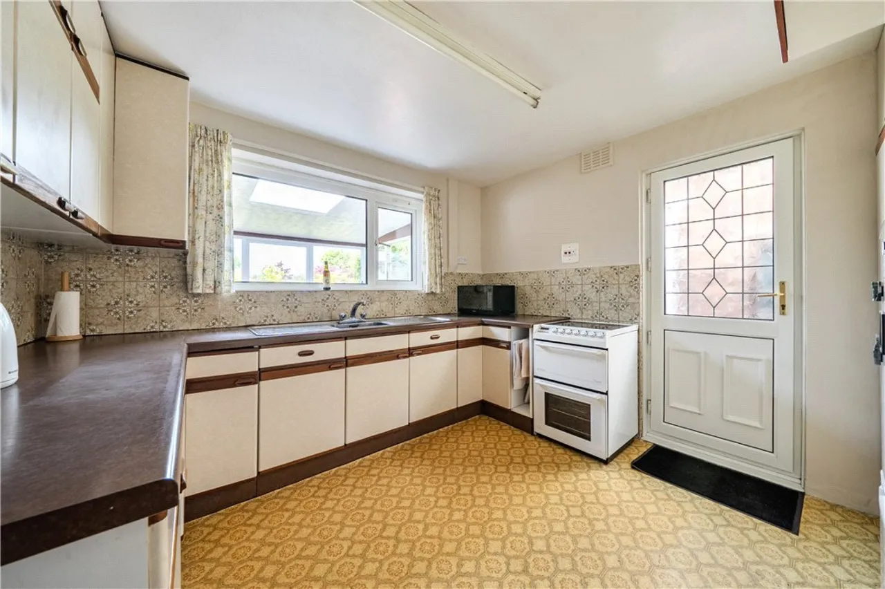 Broadmead Road, Nursling, SO16, photo 6