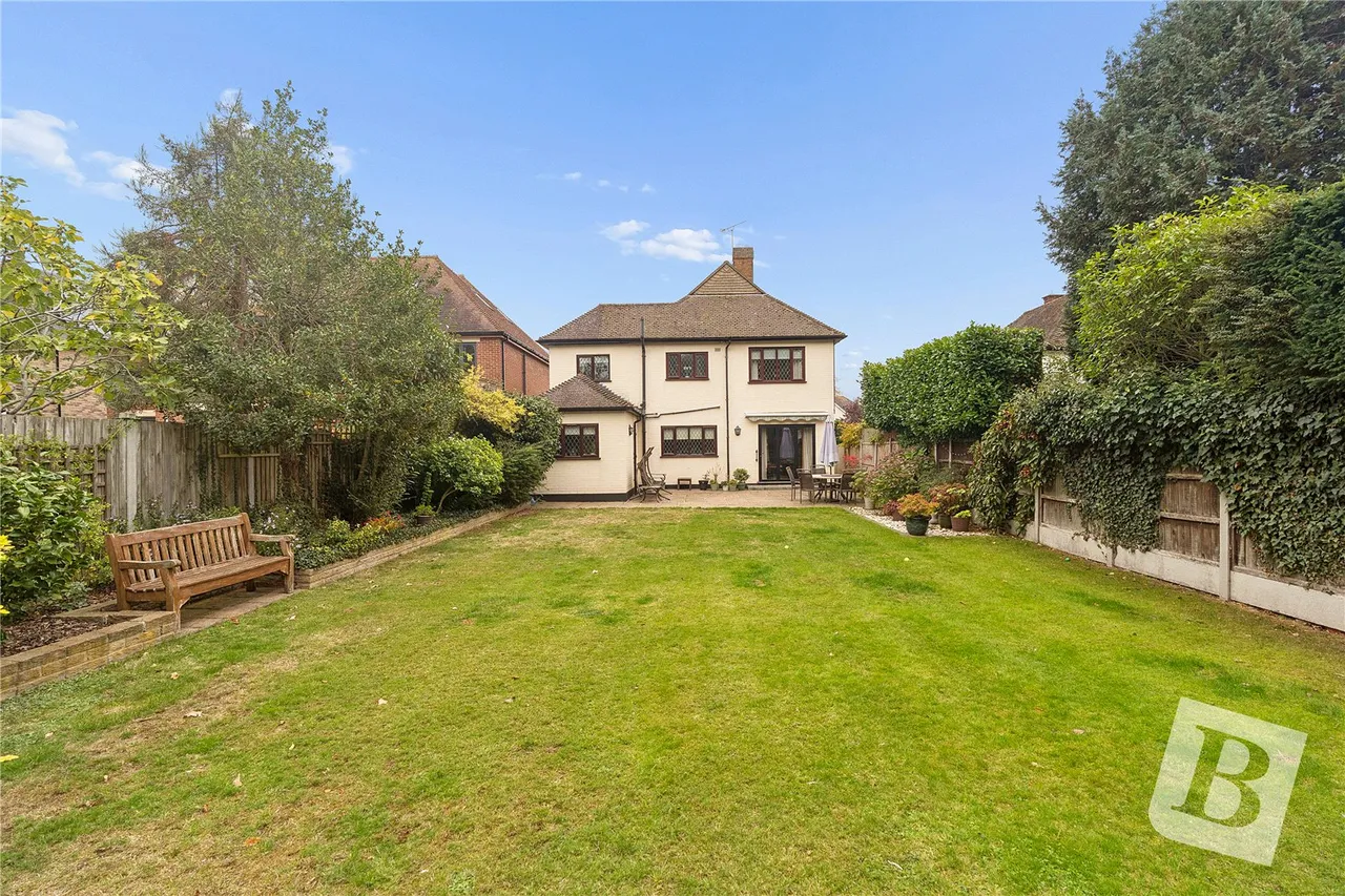Holden Way, Upminster, RM14, photo 11