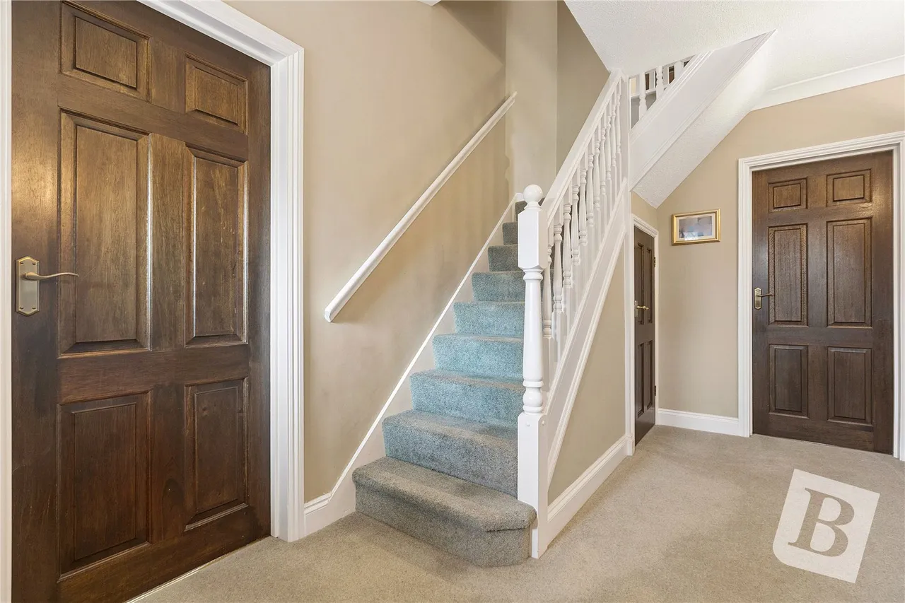 Holden Way, Upminster, RM14, photo 13