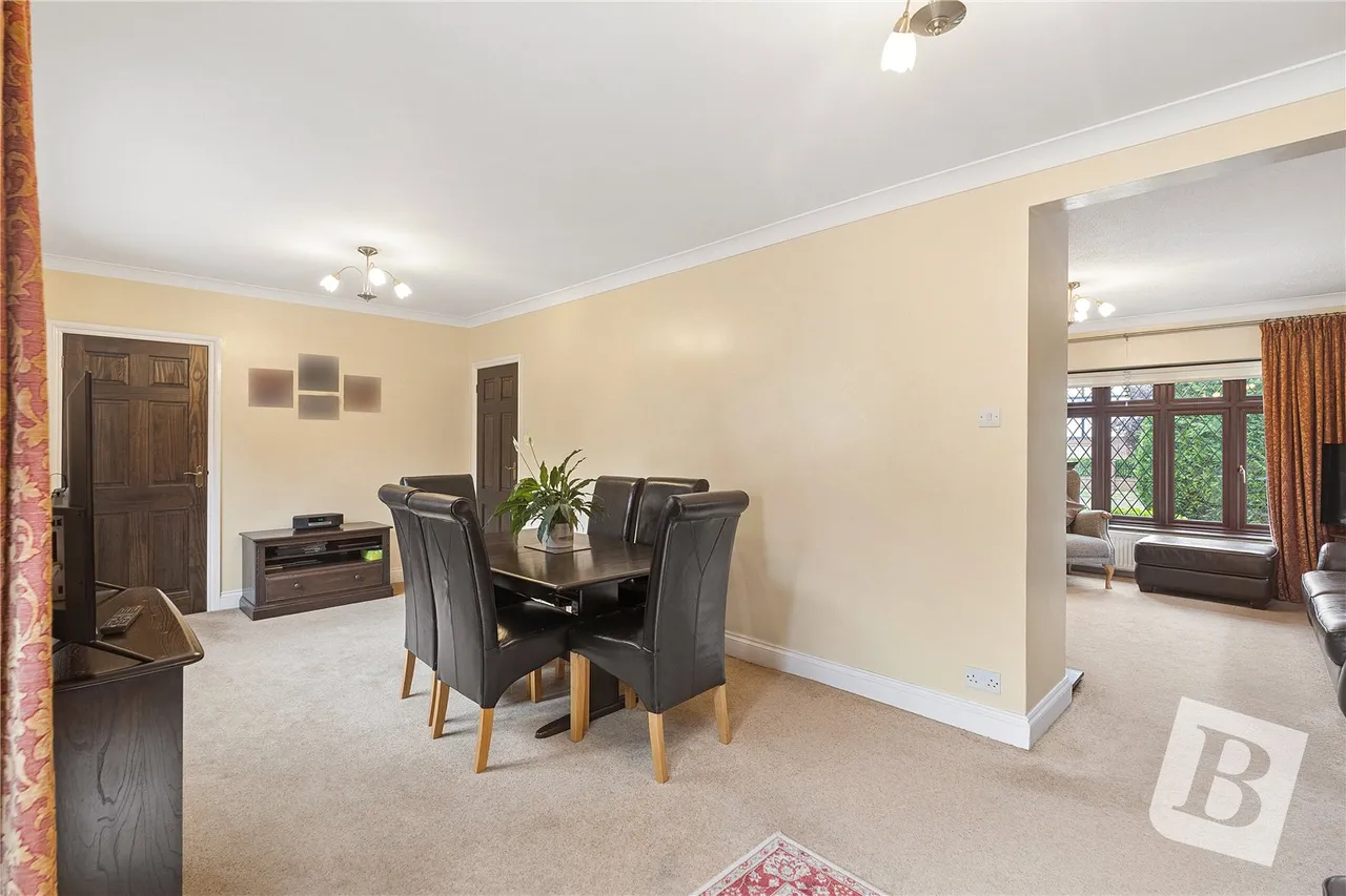 Holden Way, Upminster, RM14, photo 5