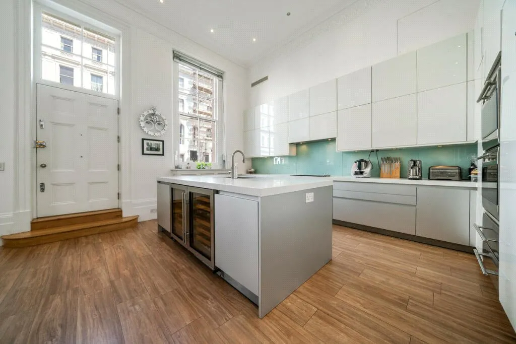 Lancaster Gate, Hyde Park, London., W2 3NQ, photo 5