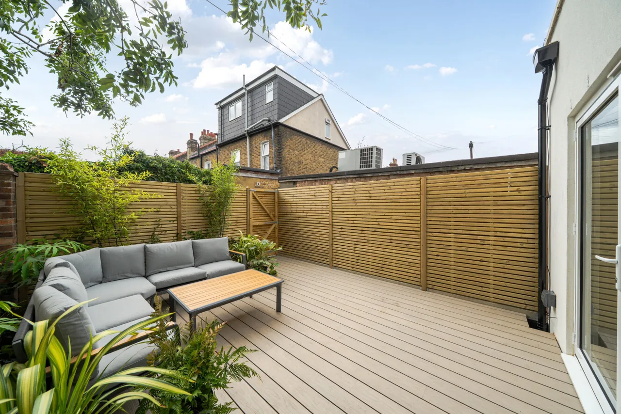 Kingston Road, London, SW20, photo 9