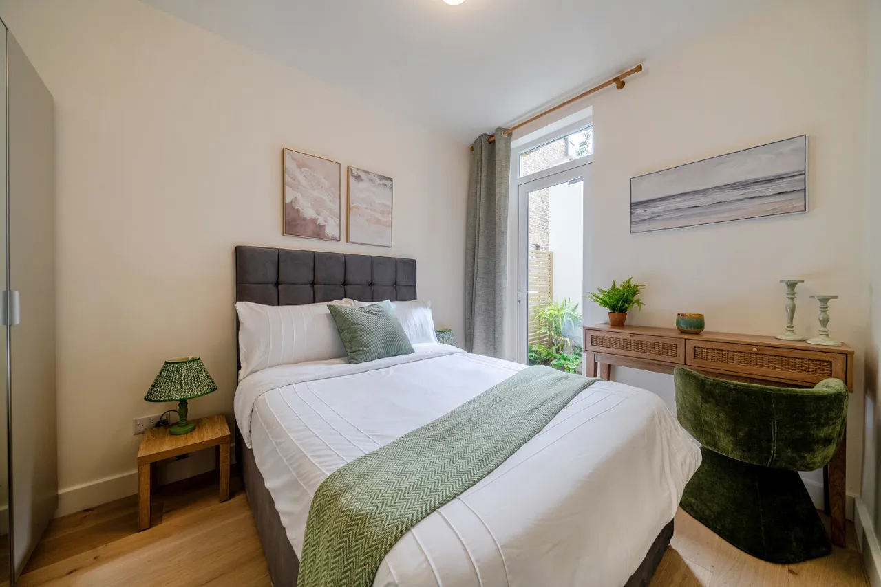 Kingston Road, London, SW20, photo 6