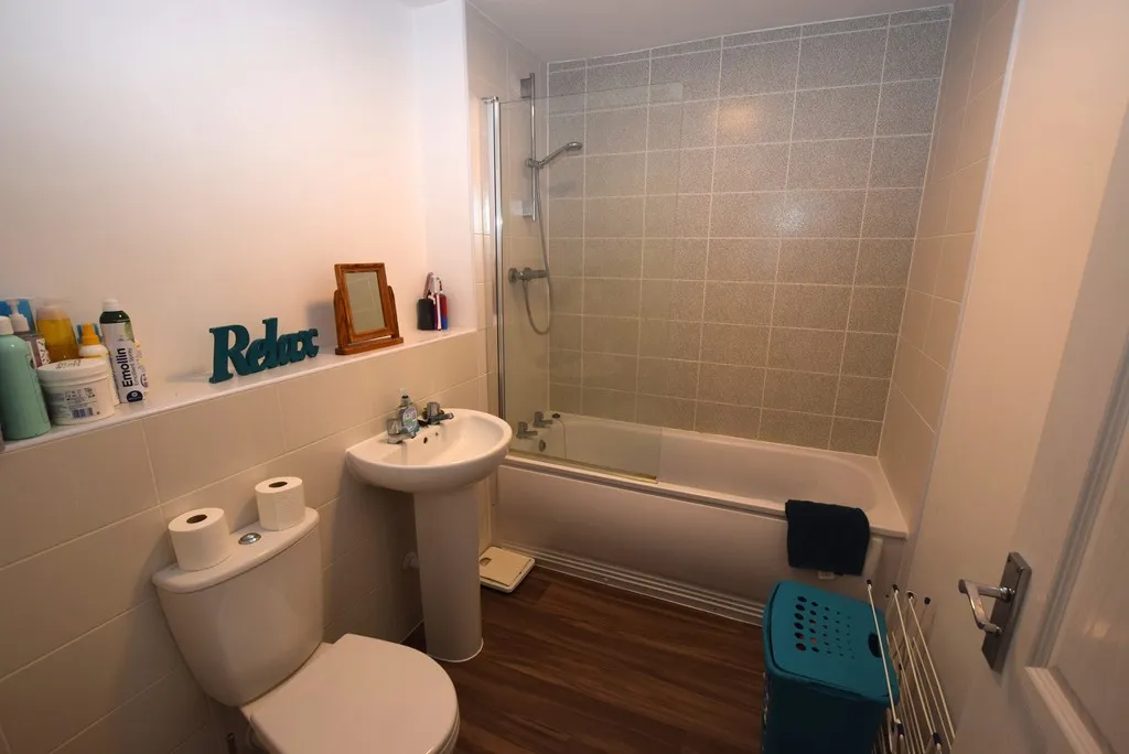 Upton Walk, Ketley, TF1, photo 11