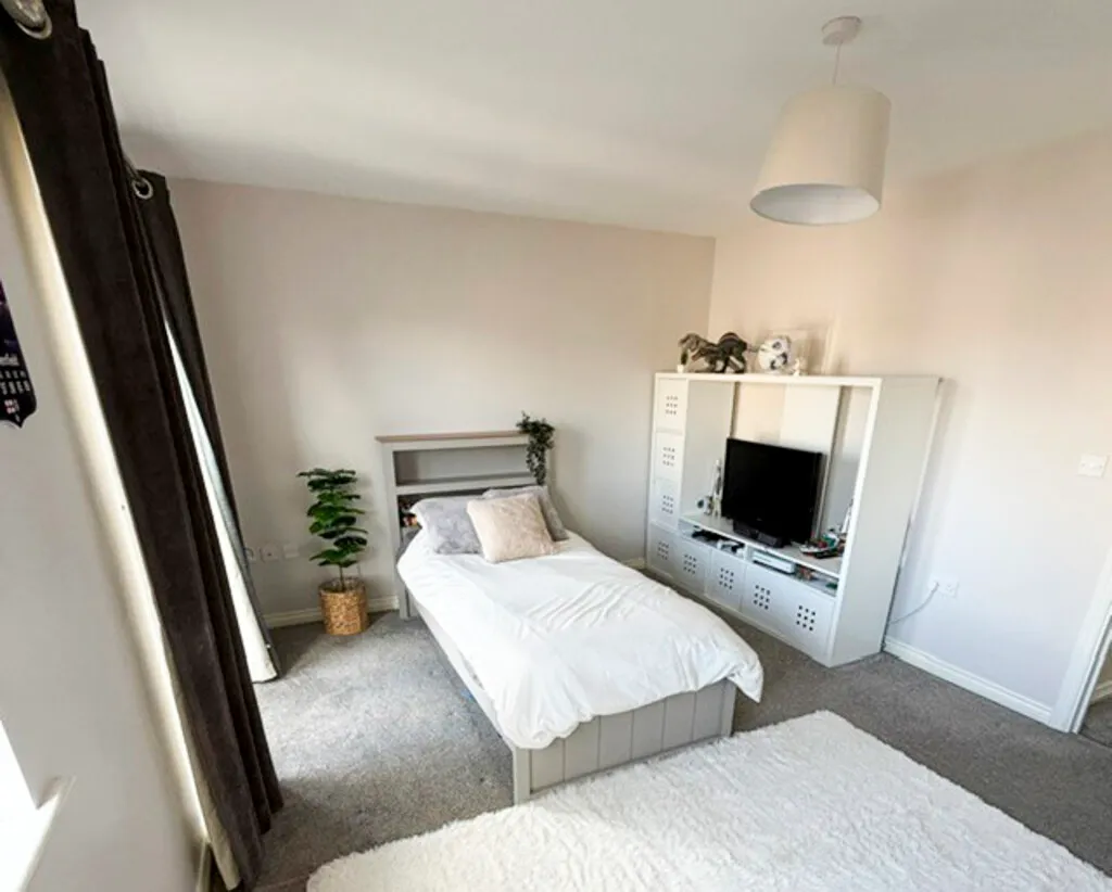 Upton Walk, Ketley, TF1, photo 10